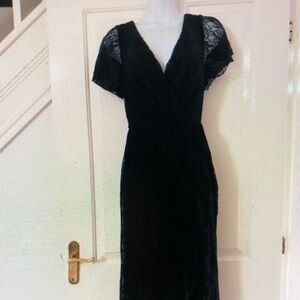 Elegant Black Lace Dress